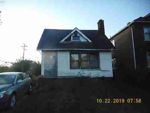 2435 Glandale (1)_m.jpg